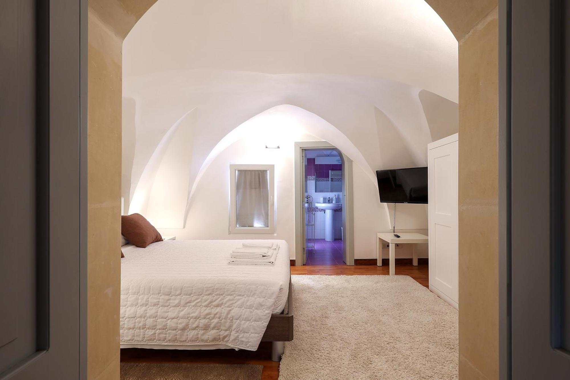 Goodstay La Suite 10 - Rooms - Лечче Екстер'єр фото